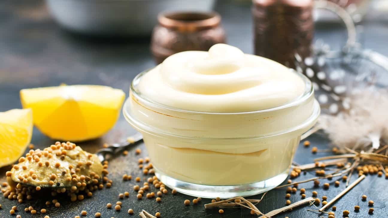 Does mayo have dairy
