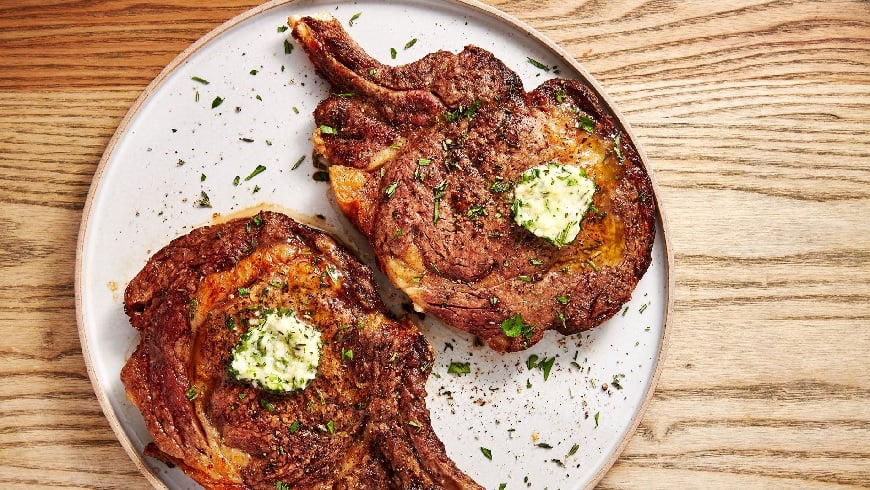 How do you reheat steak in an air fryer